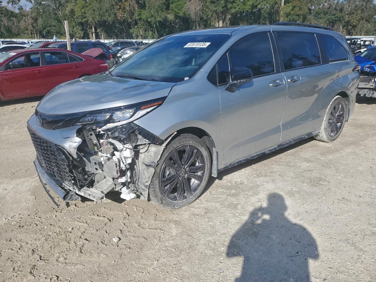 2025 TOYOTA SIENNA