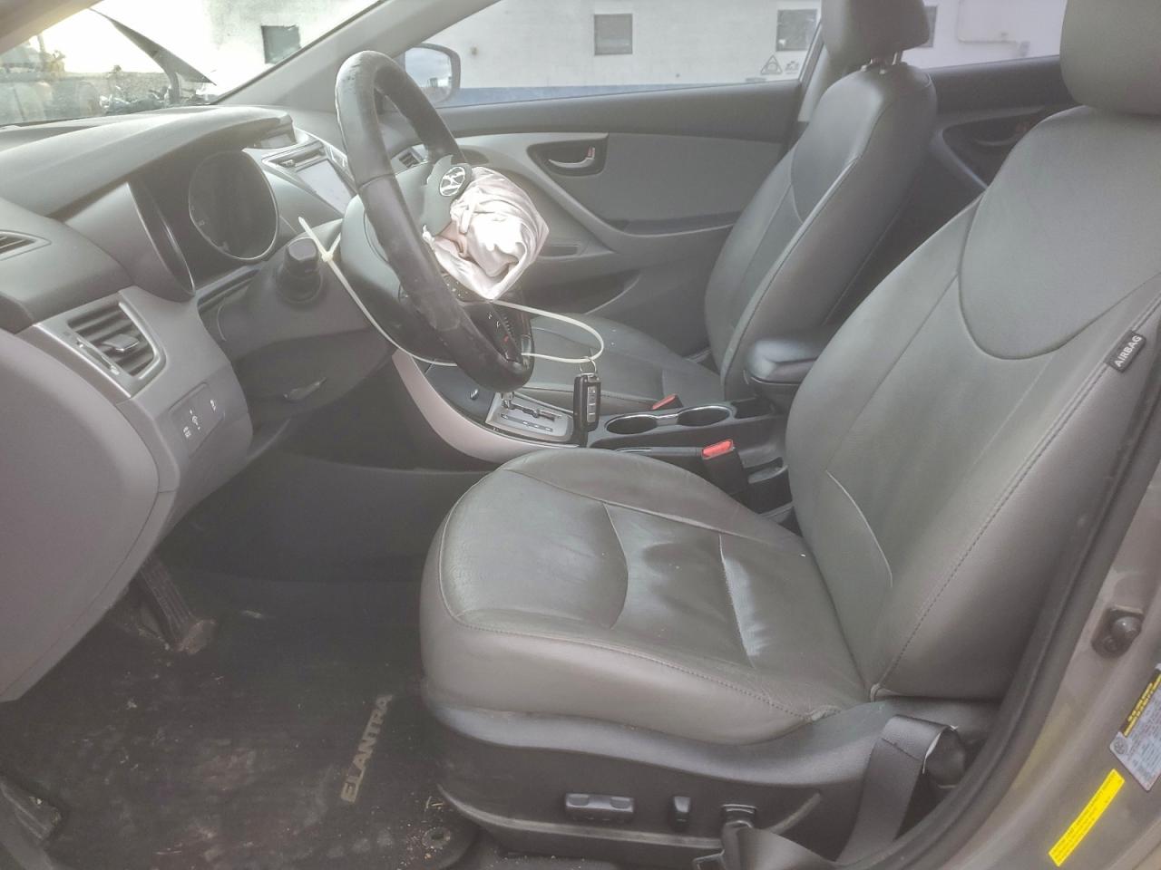 2013 HYUNDAI ELANTRA GLS photo 7
