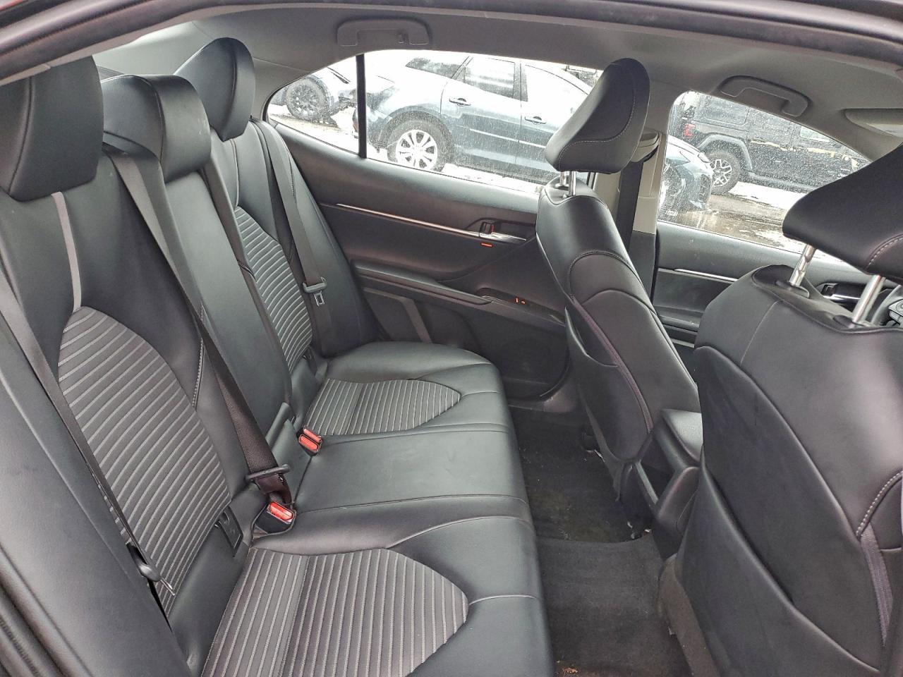 2022 TOYOTA CAMRY SE photo 28