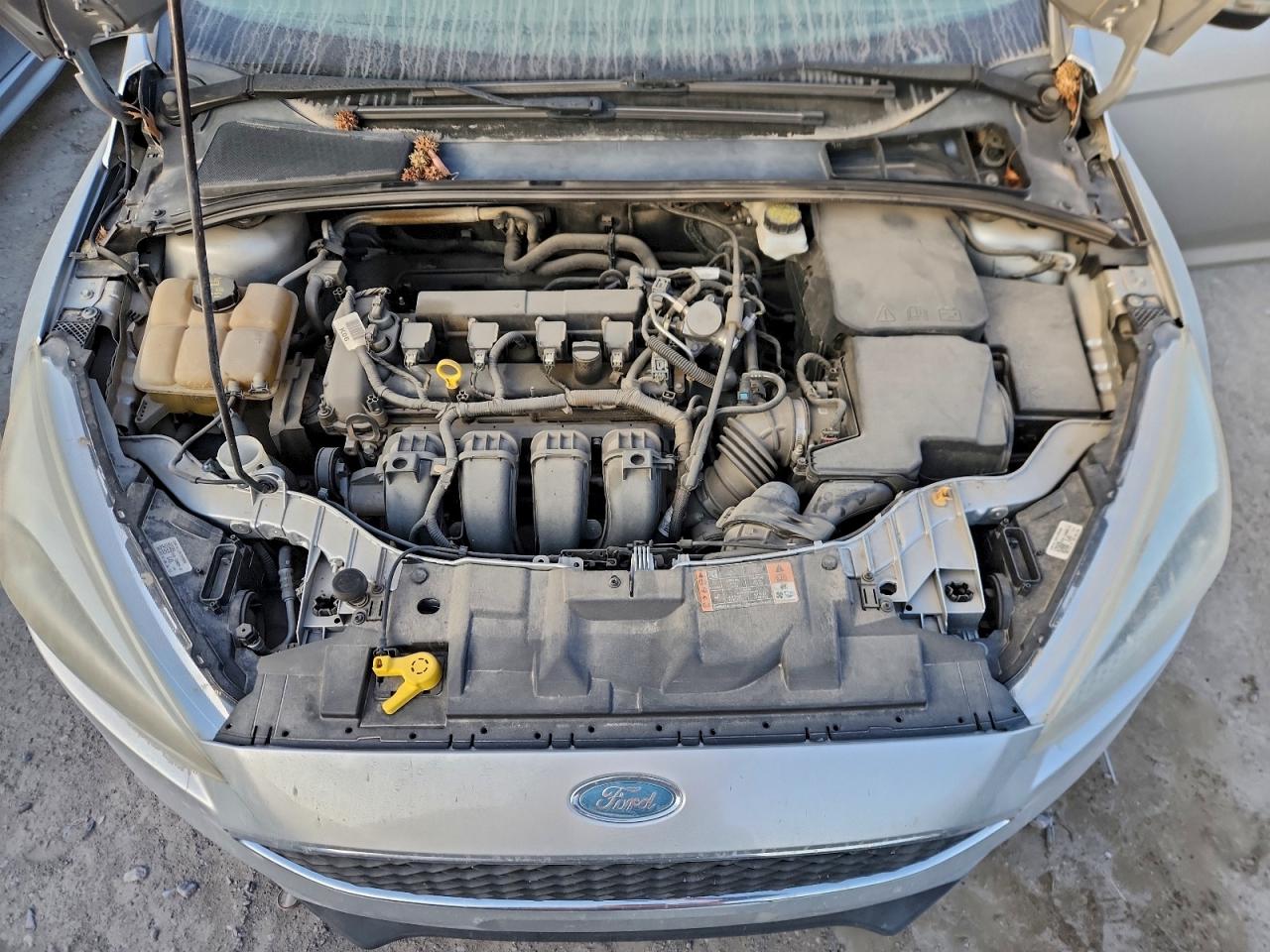 2017 FORD FOCUS SE photo 11