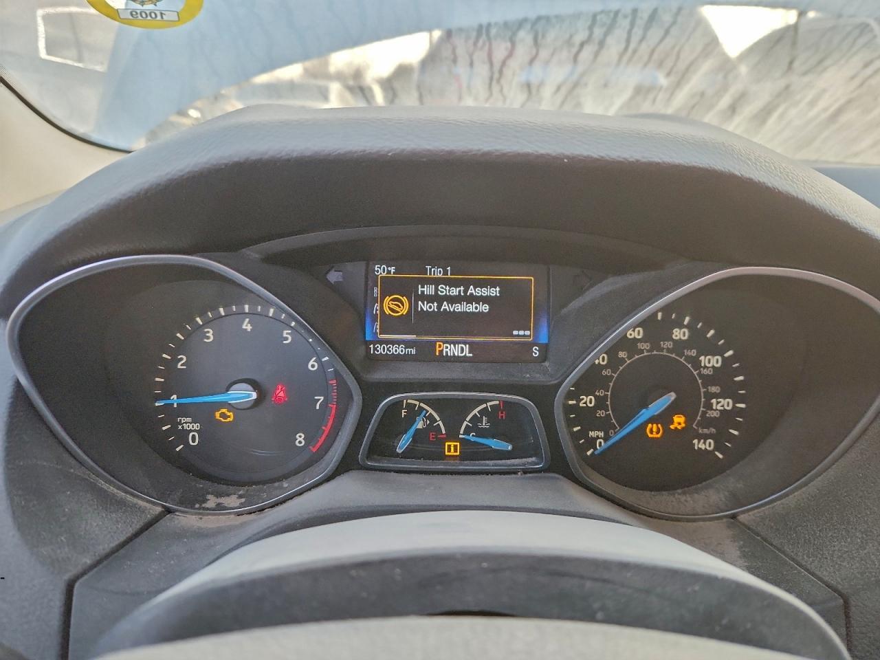 2017 FORD FOCUS SE photo 9