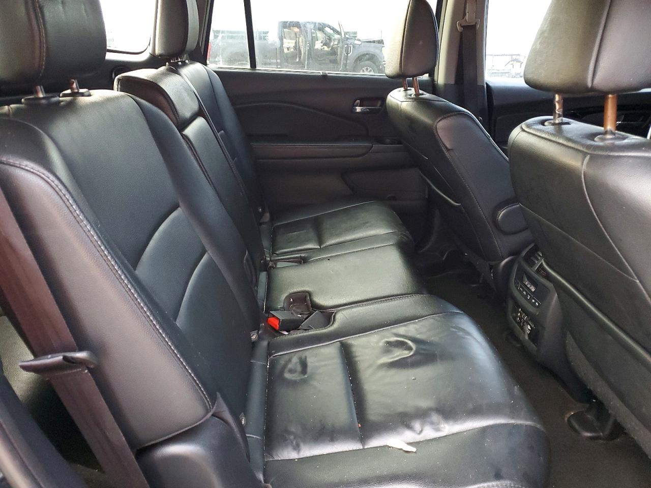 2016 HONDA PILOT TOURING photo 11