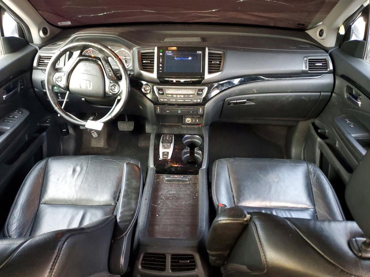 2016 HONDA PILOT TOURING photo 8