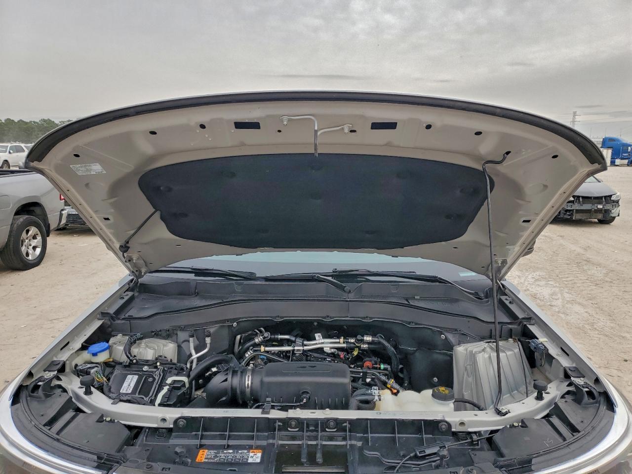 2023 FORD EXPLORER XLT photo 12