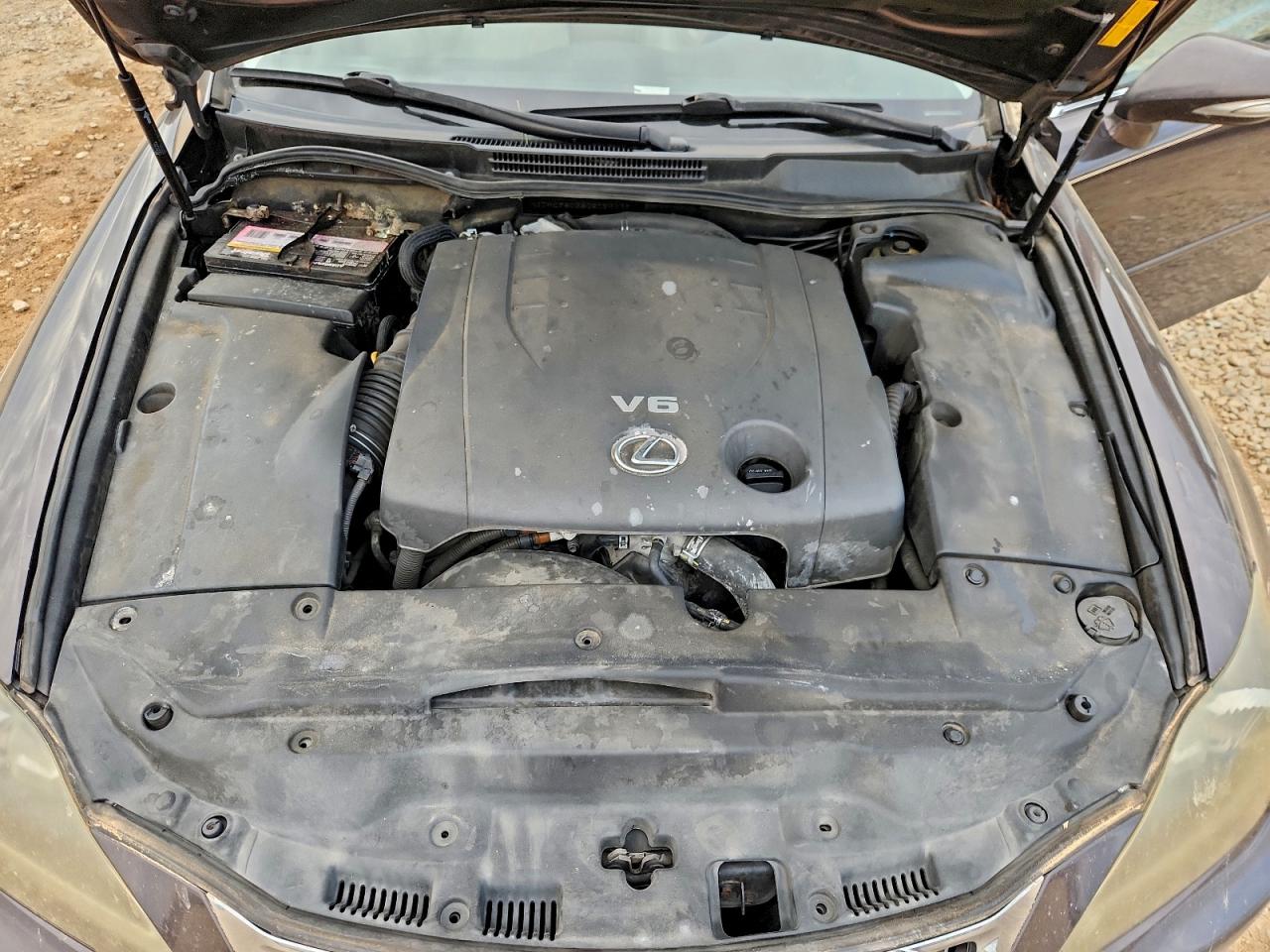 2012 LEXUS IS 250 photo 11
