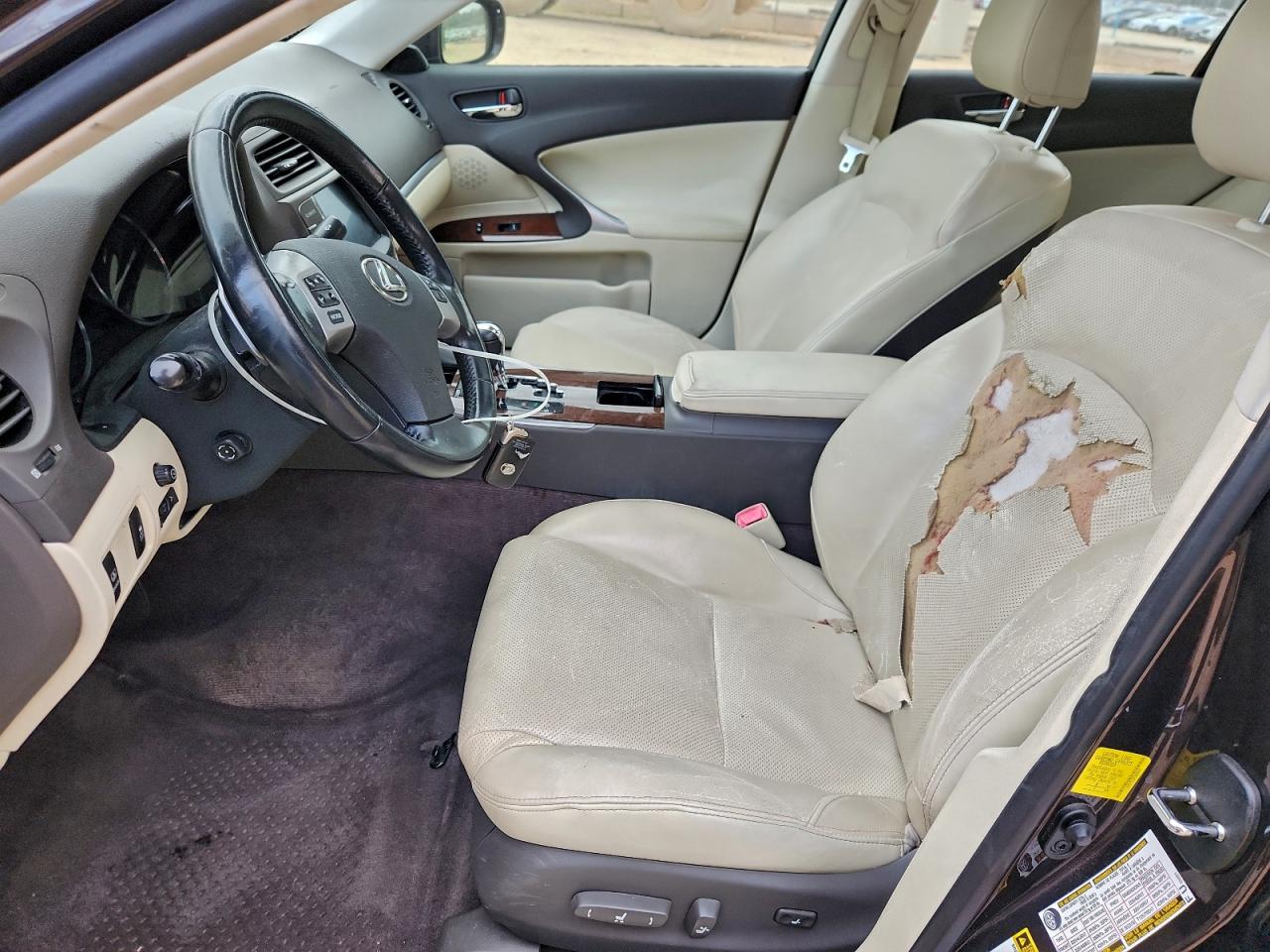 2012 LEXUS IS 250 photo 7