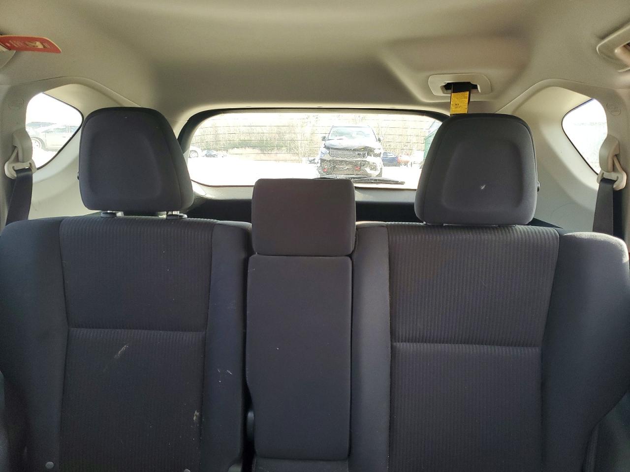 2018 TOYOTA RAV4 LE photo 10