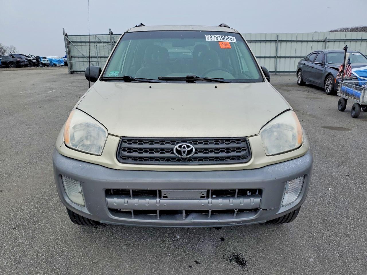2002 TOYOTA RAV4 BASE photo 13
