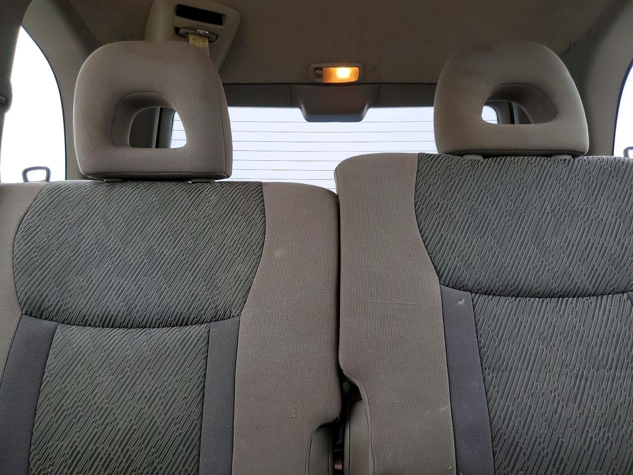 2002 TOYOTA RAV4 BASE photo 28
