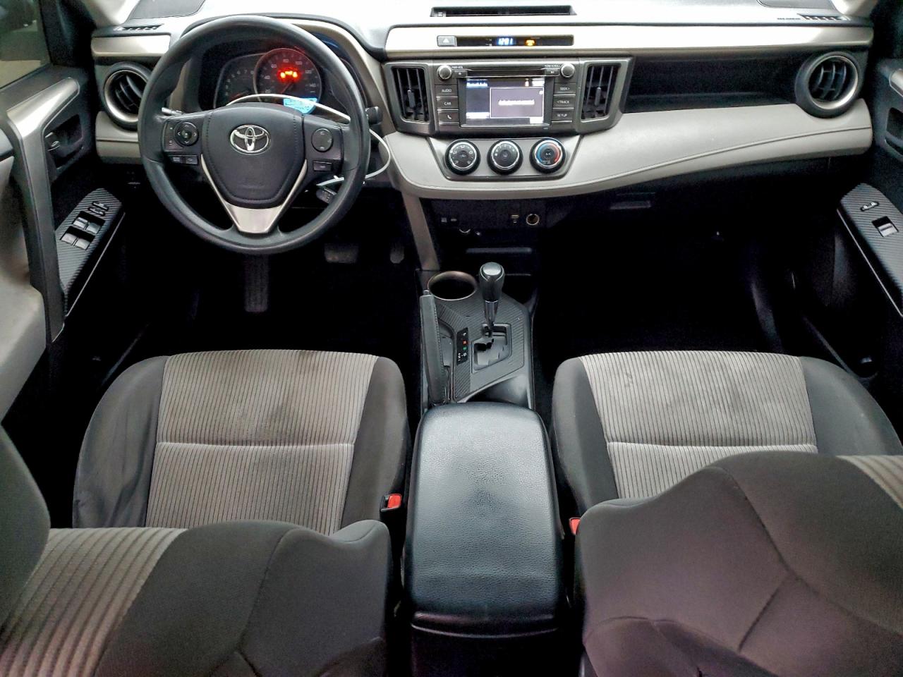 2014 TOYOTA RAV4 LE photo 8
