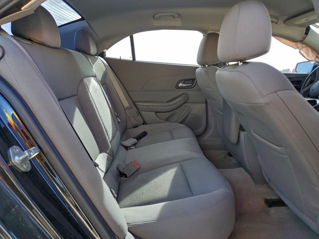 2014 CHEVROLET MALIBU LS photo 10