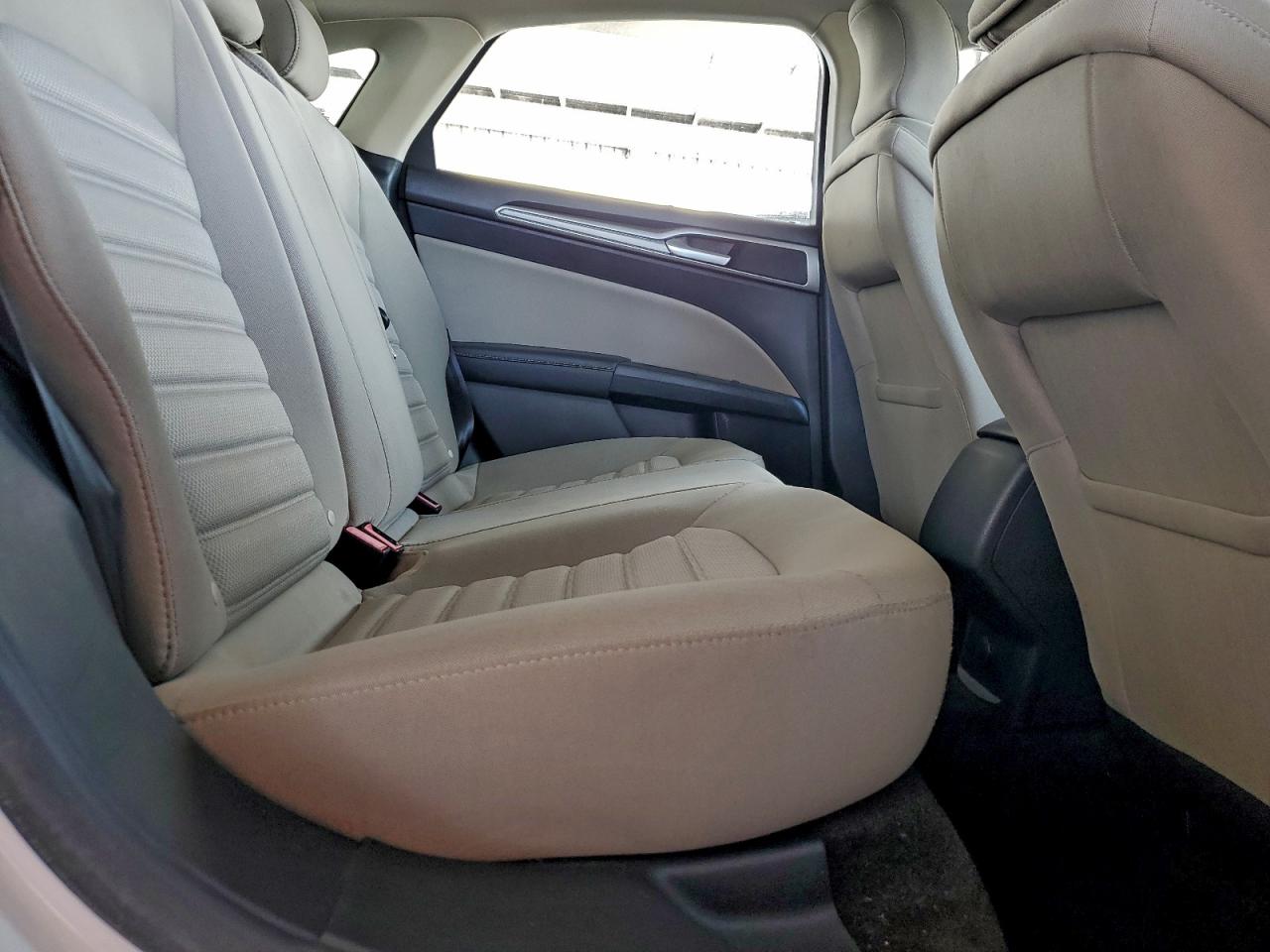 2018 FORD FUSION S photo 21