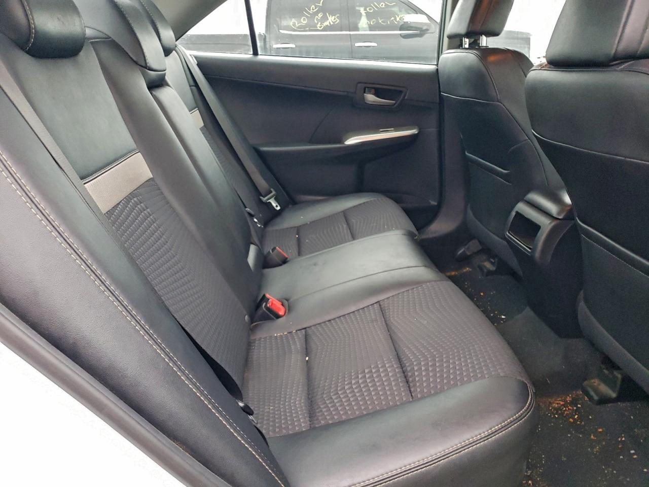 2013 TOYOTA CAMRY photo 10
