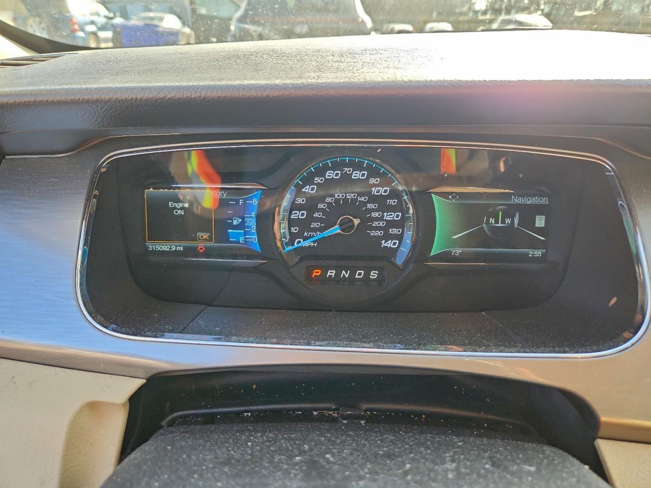 2015 FORD TAURUS SEL photo 9