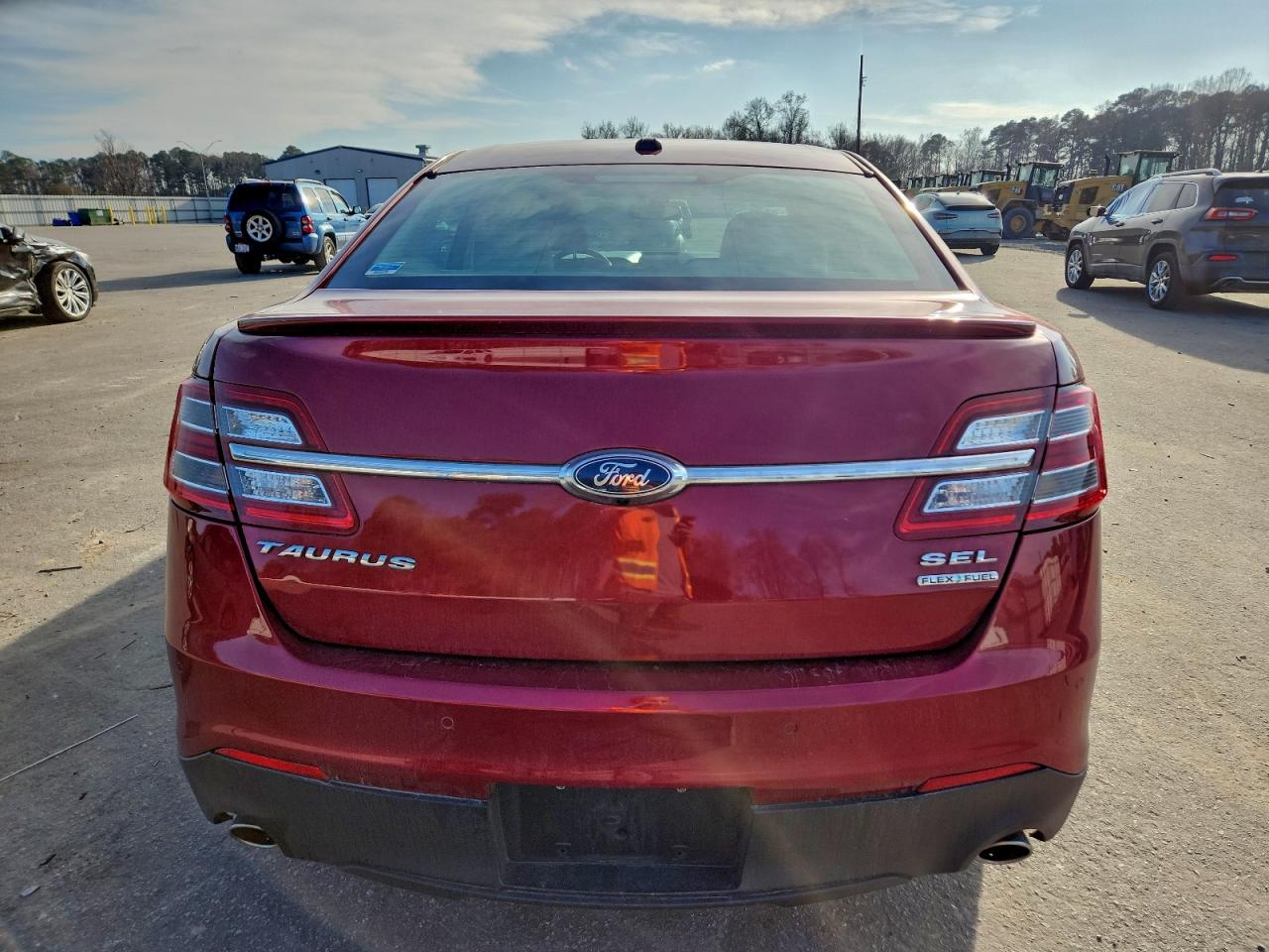 2015 FORD TAURUS SEL photo 6