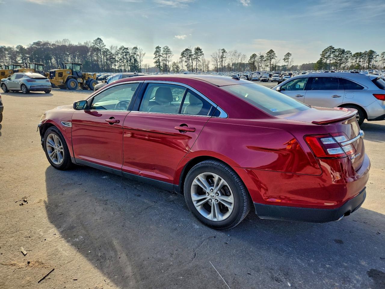2015 FORD TAURUS SEL photo 2