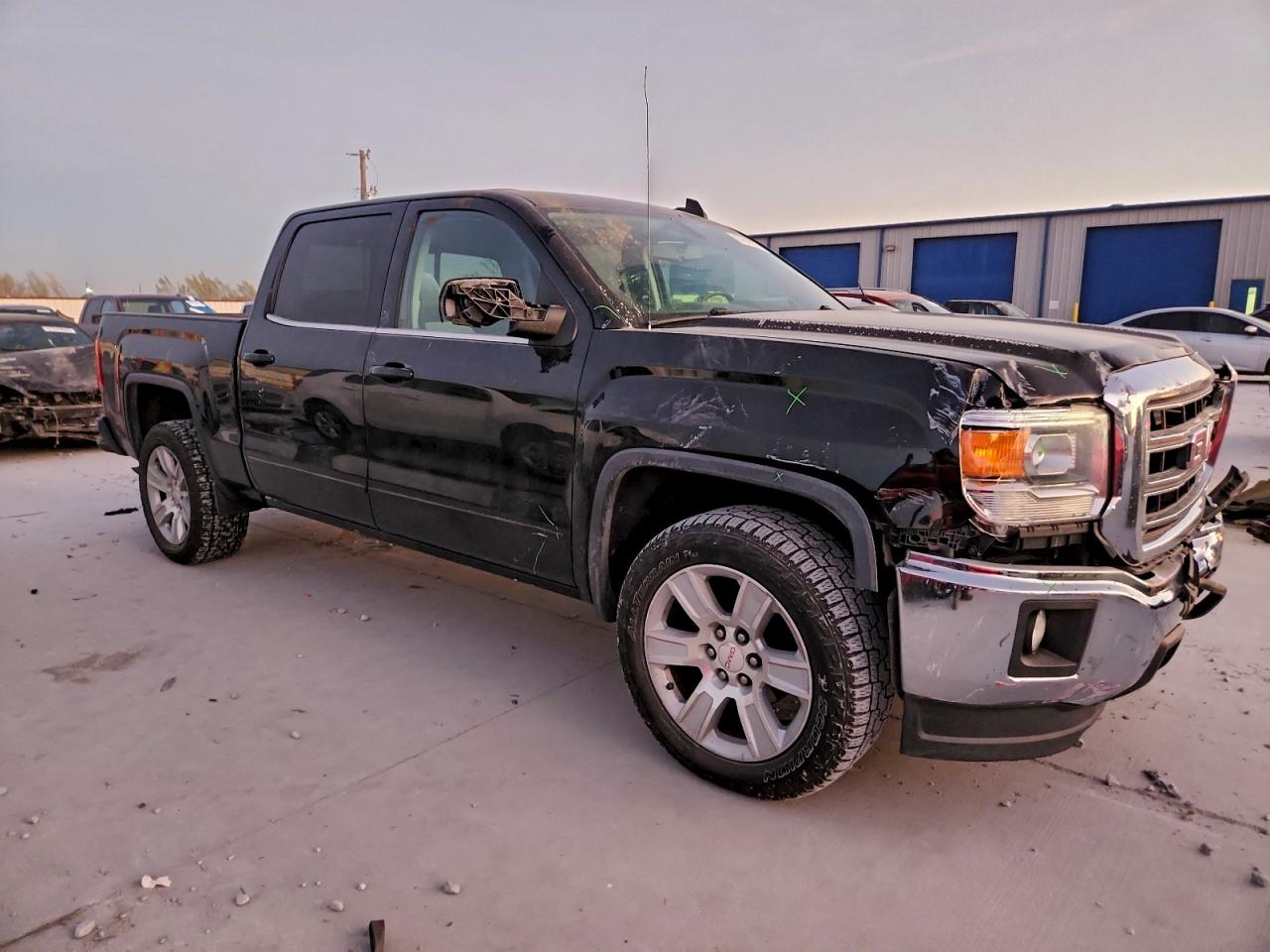 2015 GMC SIERRA C1500 SLE photo 4