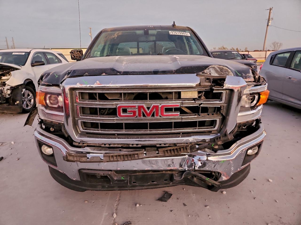 2015 GMC SIERRA C1500 SLE photo 5