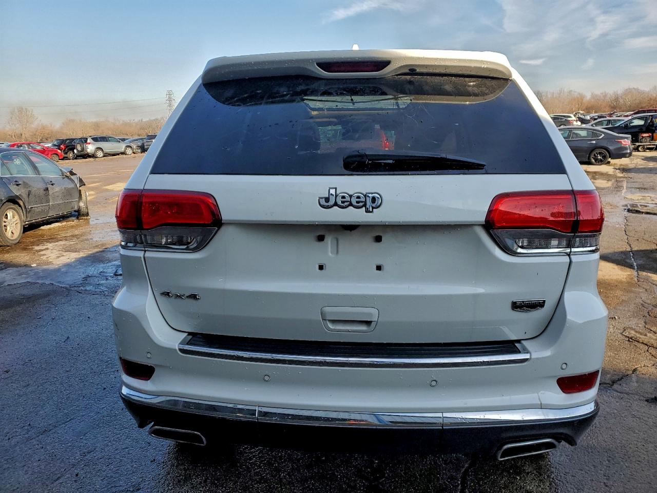 2016 JEEP GRAND CHEROKEE SUMMIT photo 6