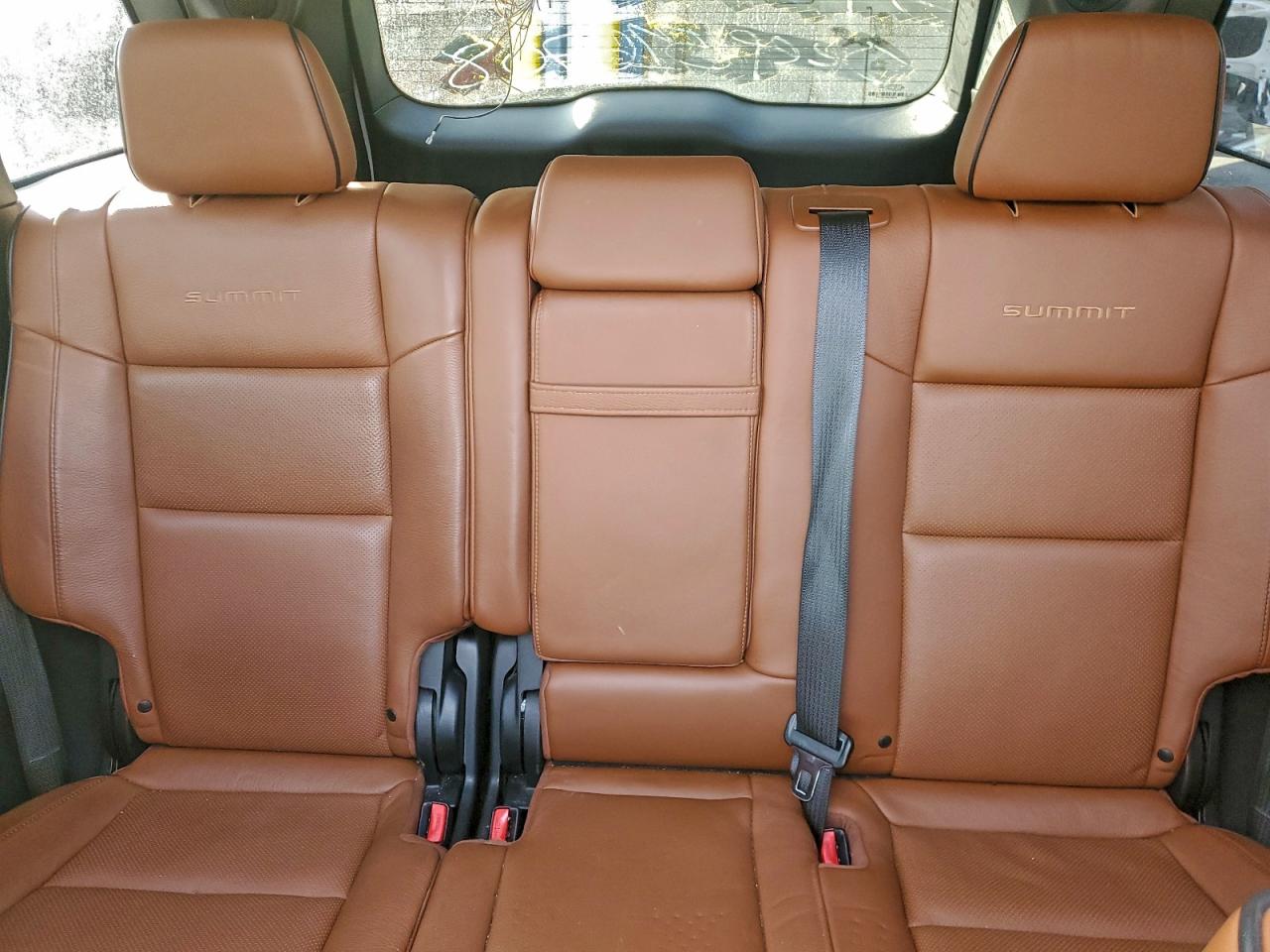 2016 JEEP GRAND CHEROKEE SUMMIT photo 10