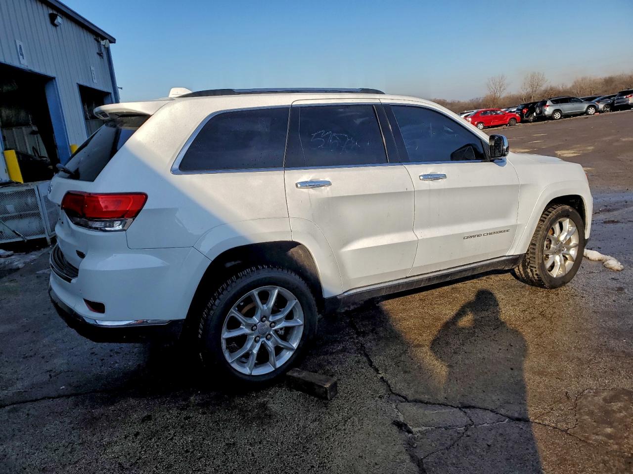 2016 JEEP GRAND CHEROKEE SUMMIT photo 3
