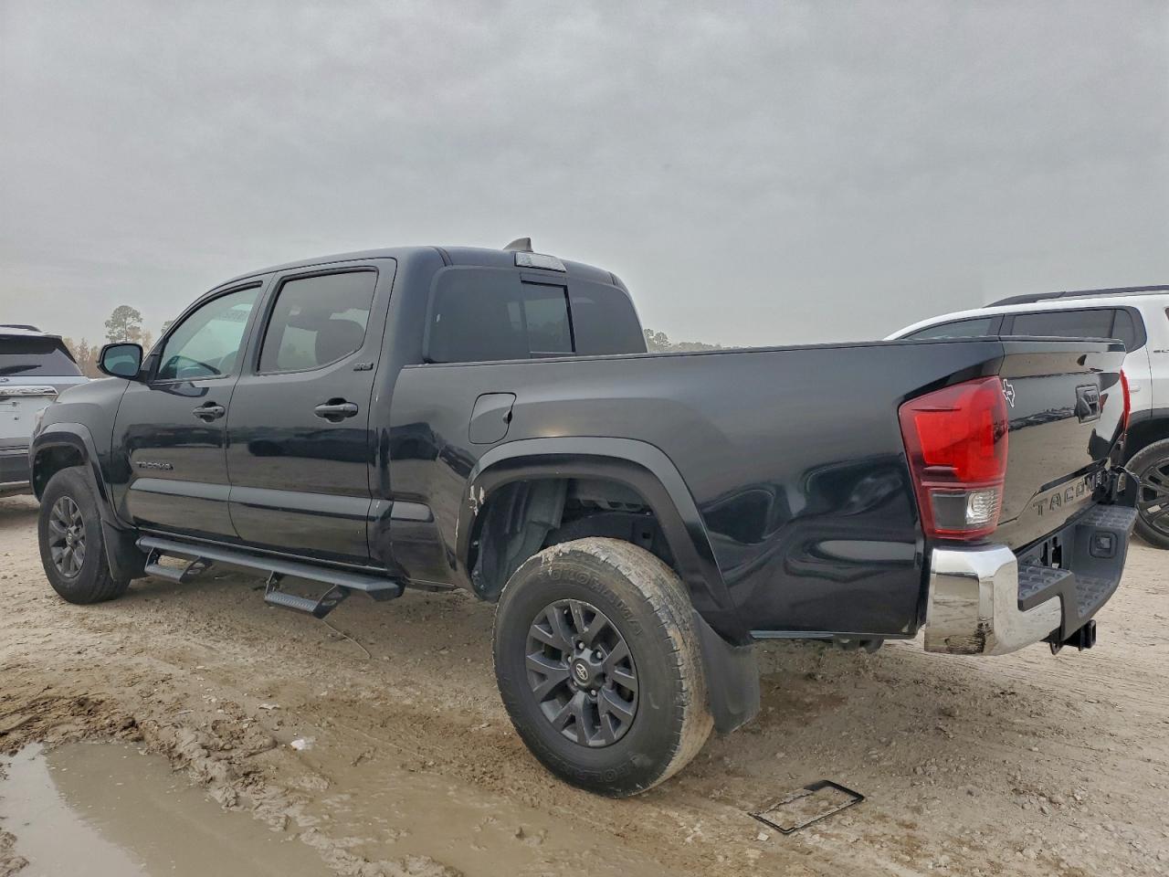 2022 TOYOTA TACOMA DOUBLE CAB photo 2