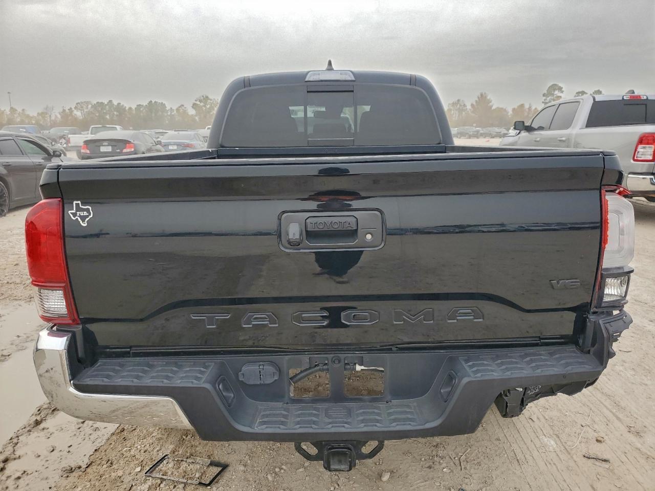 2022 TOYOTA TACOMA DOUBLE CAB photo 6
