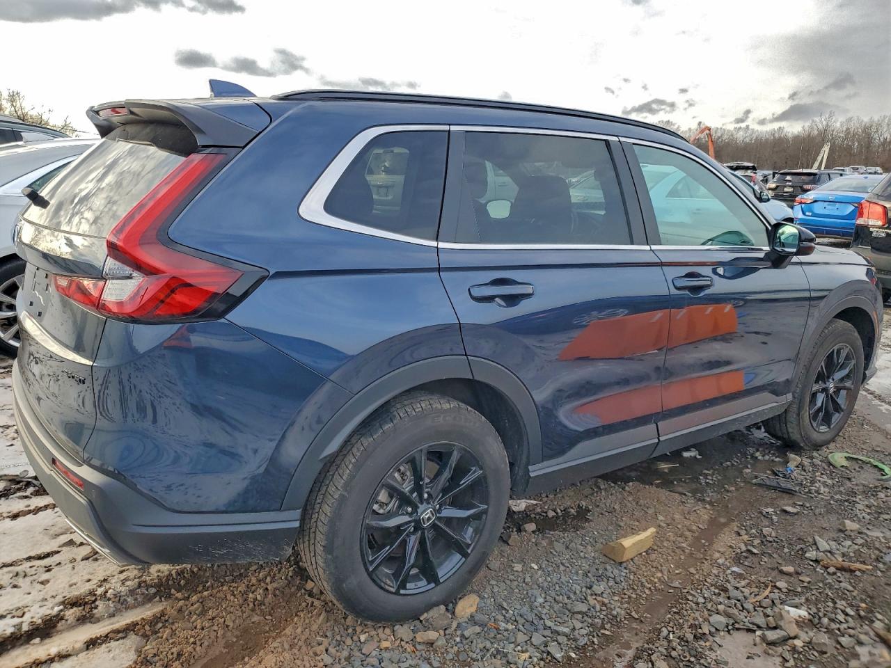 2025 HONDA CR-V SPORT-L photo 3