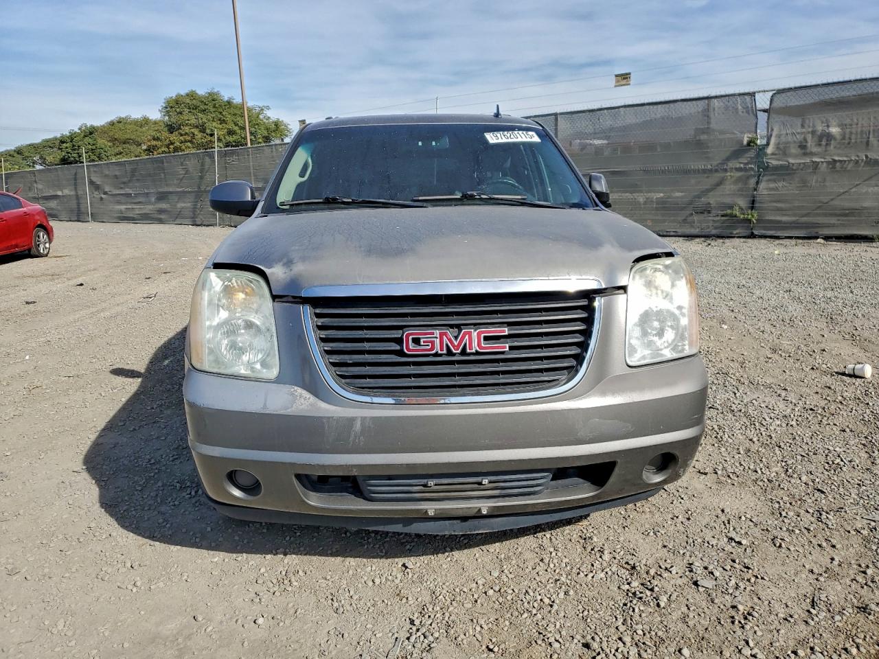 2009 GMC YUKON XL C1500 SLE photo 5