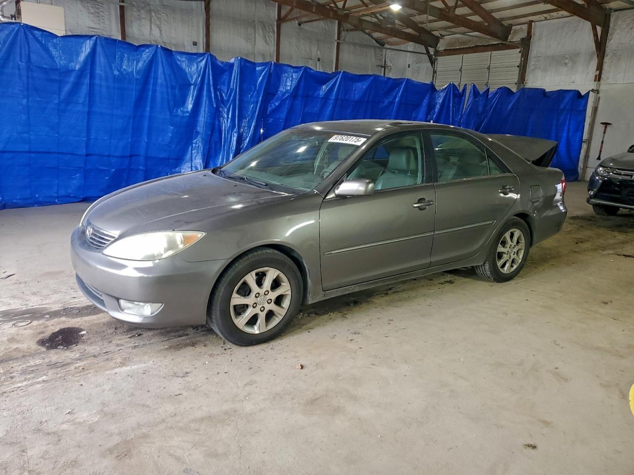 2005 TOYOTA CAMRY
