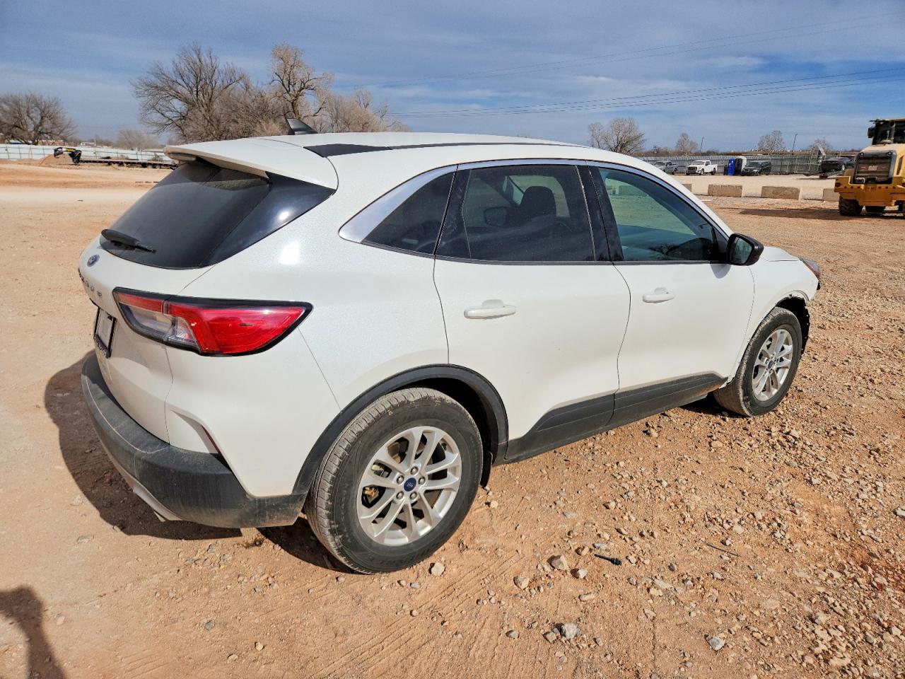 2022 FORD ESCAPE SE photo 3