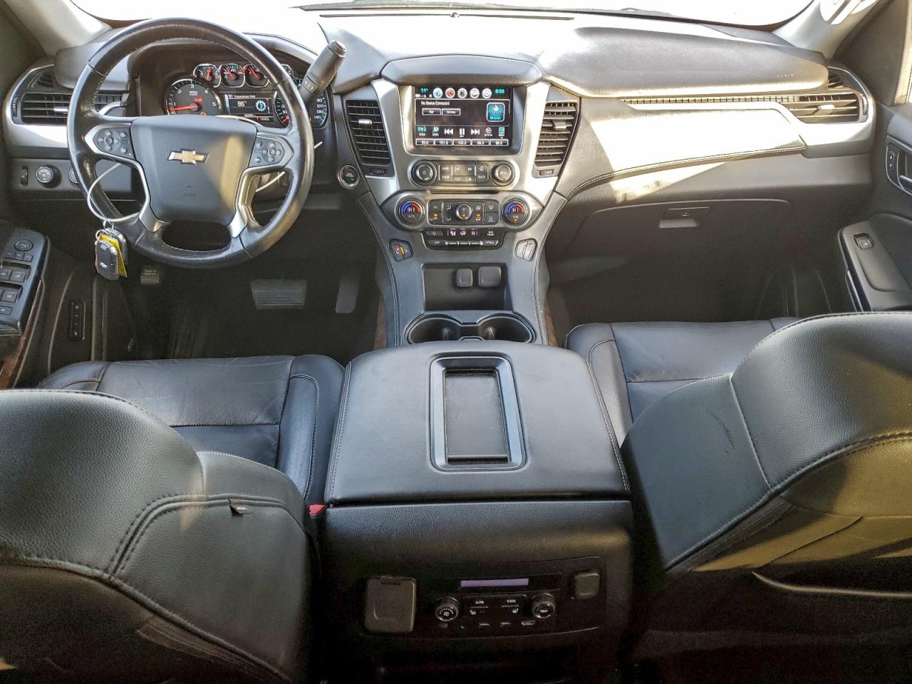2018 CHEVROLET SUBURBAN K1500 LT photo 8