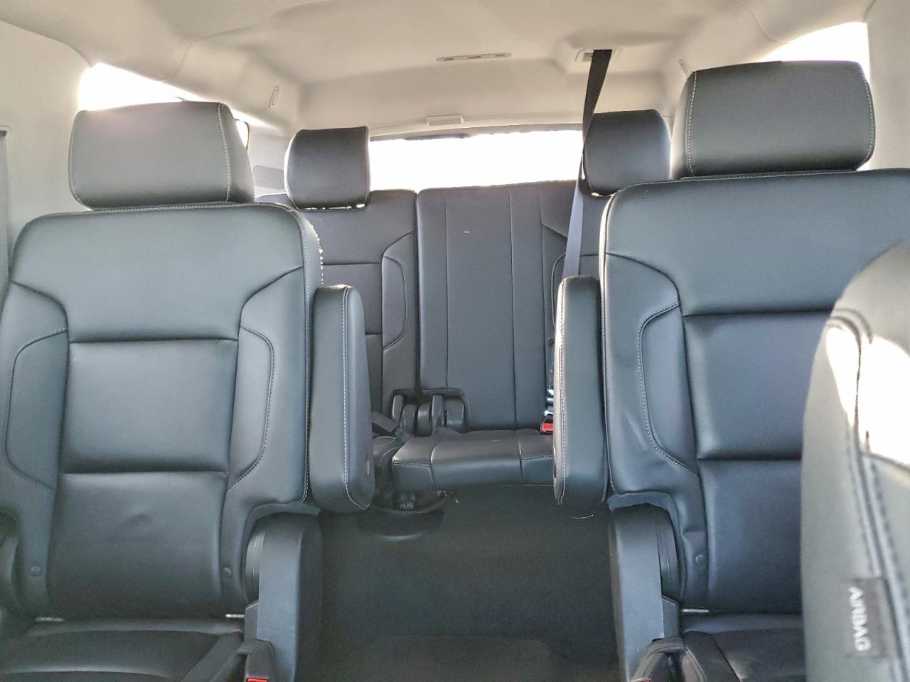 2018 CHEVROLET SUBURBAN K1500 LT photo 10