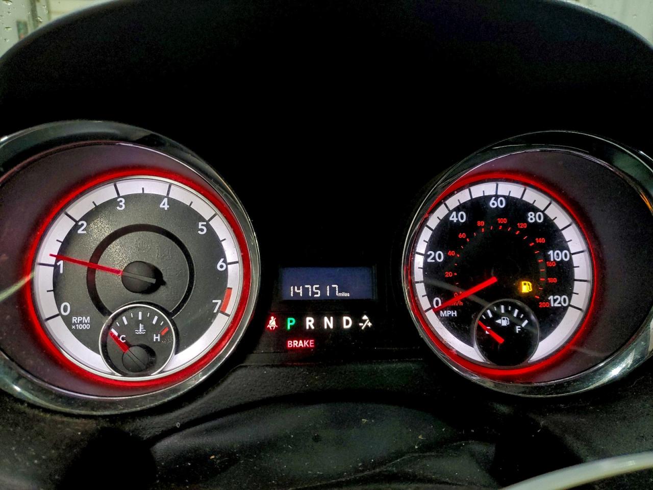 2015 DODGE GRAND CARAVAN SE photo 9