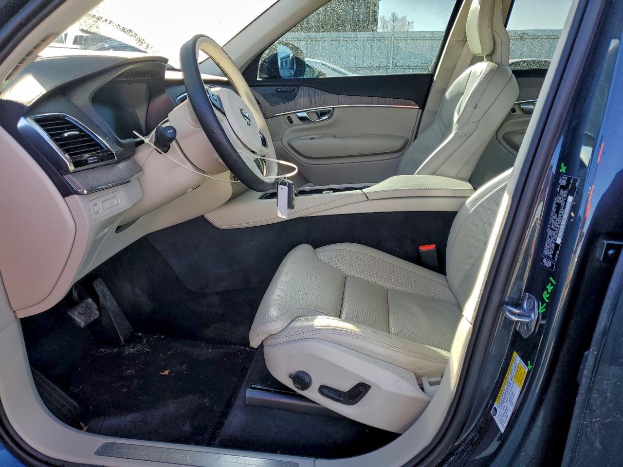 2021 VOLVO XC90 T8 RECHARGE INSCRIPTION photo 7