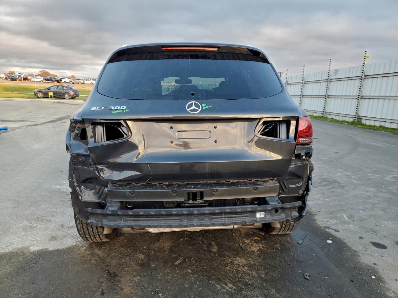 2021 MERCEDES-BENZ GLC 300 photo 6