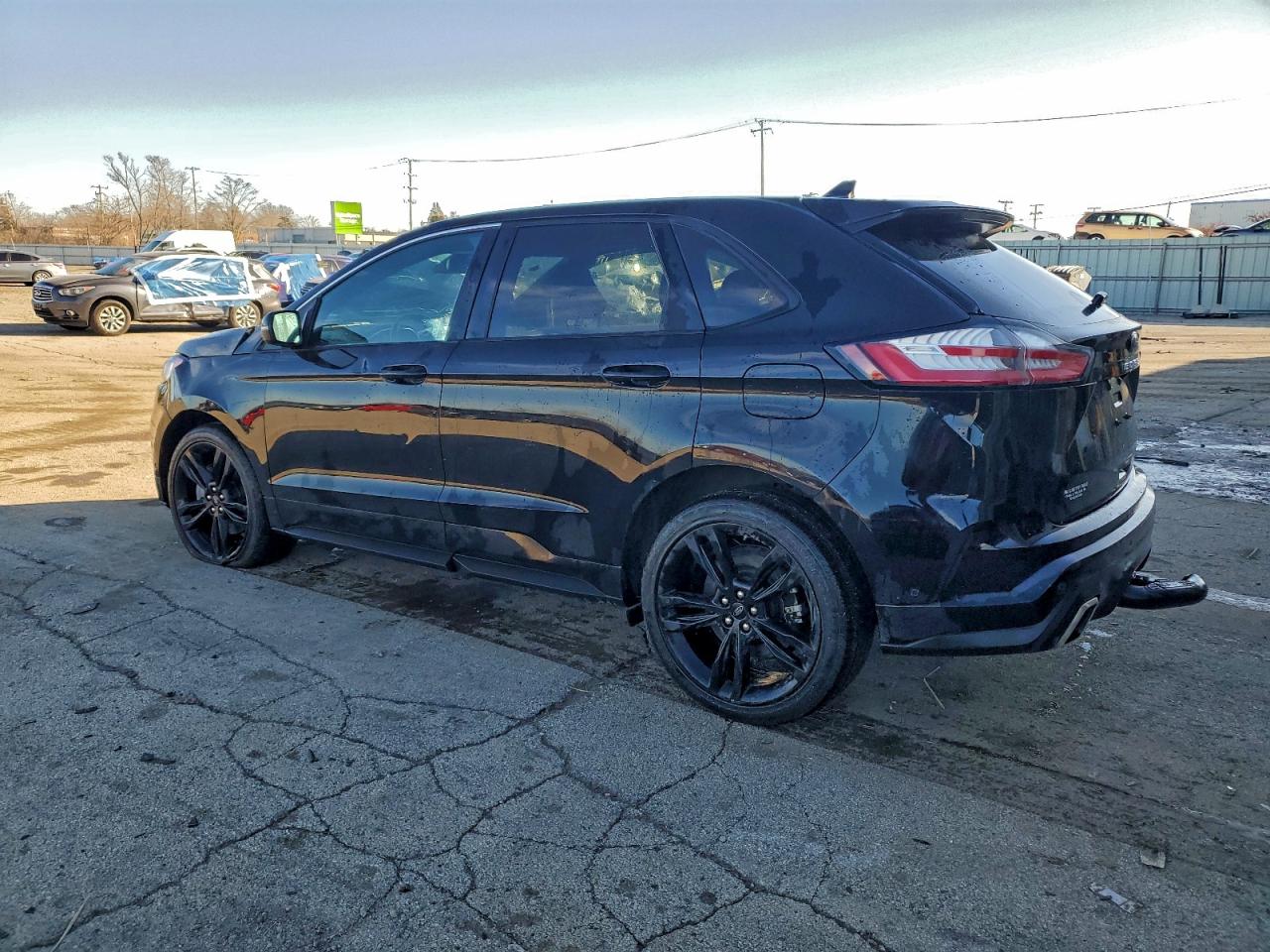 2021 FORD EDGE ST photo 2