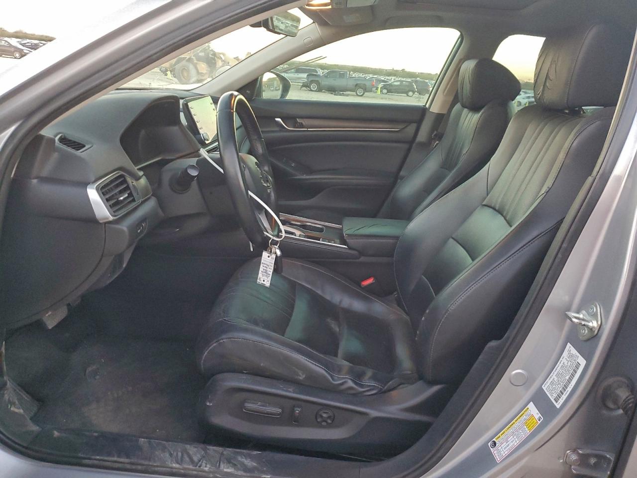 2018 HONDA ACCORD EXL photo 7