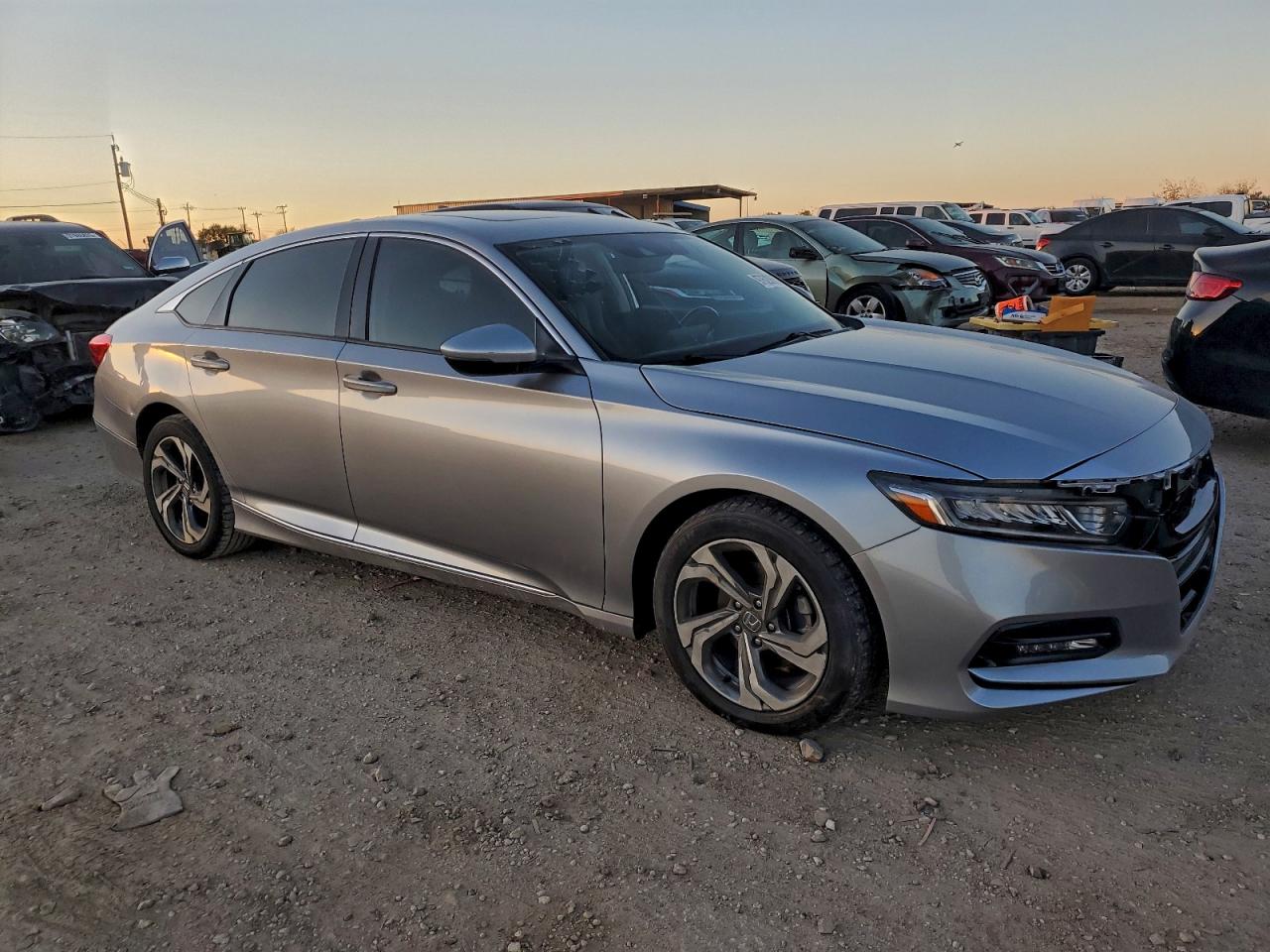 2018 HONDA ACCORD EXL photo 4