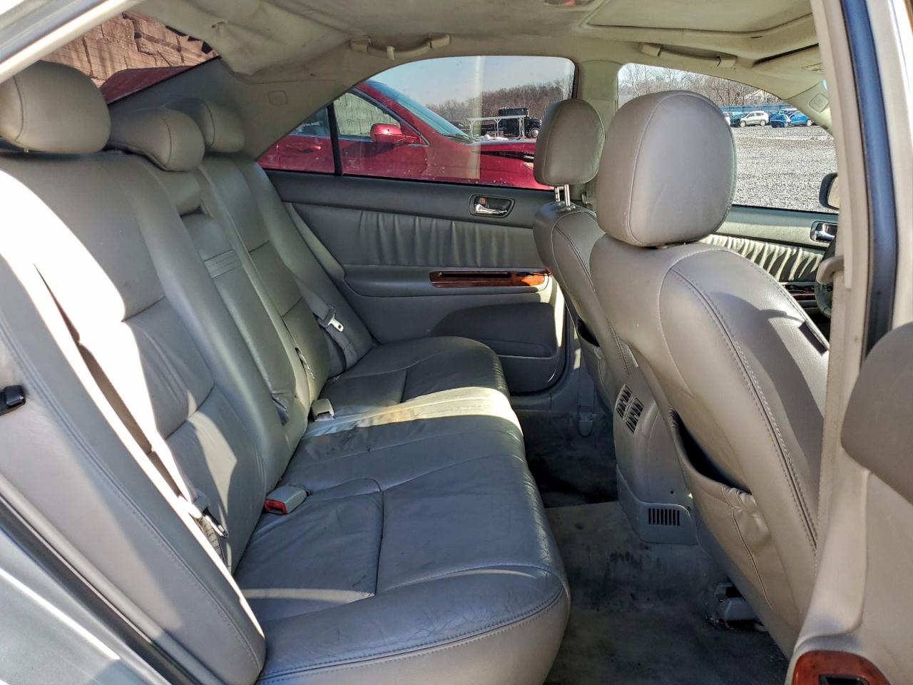 2005 TOYOTA CAMRY LE photo 10