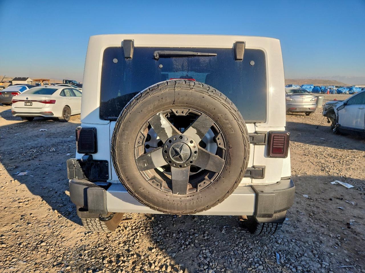 2012 JEEP WRANGLER UNLIMITED SAHARA photo 6