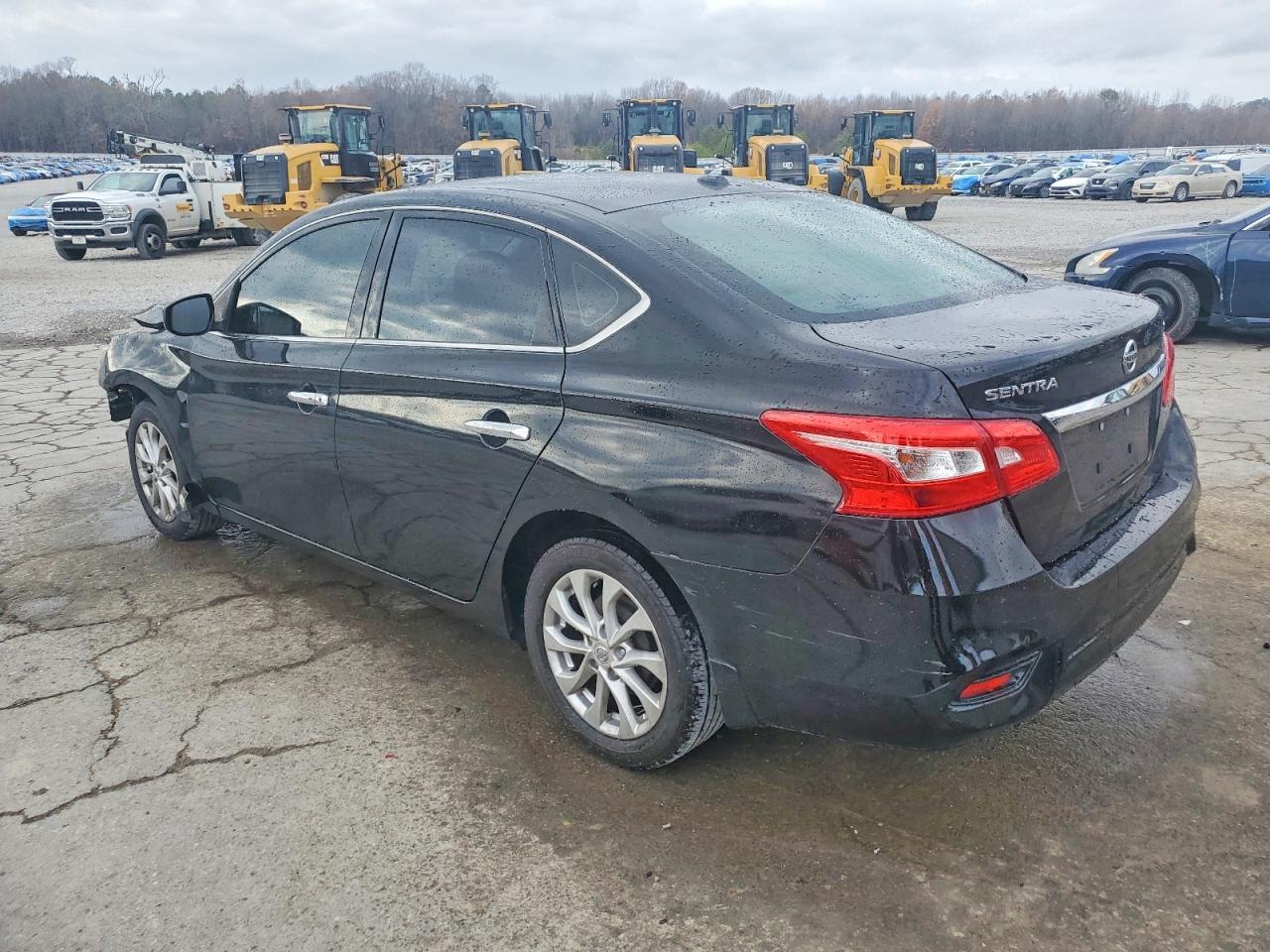 2018 NISSAN SENTRA S photo 2