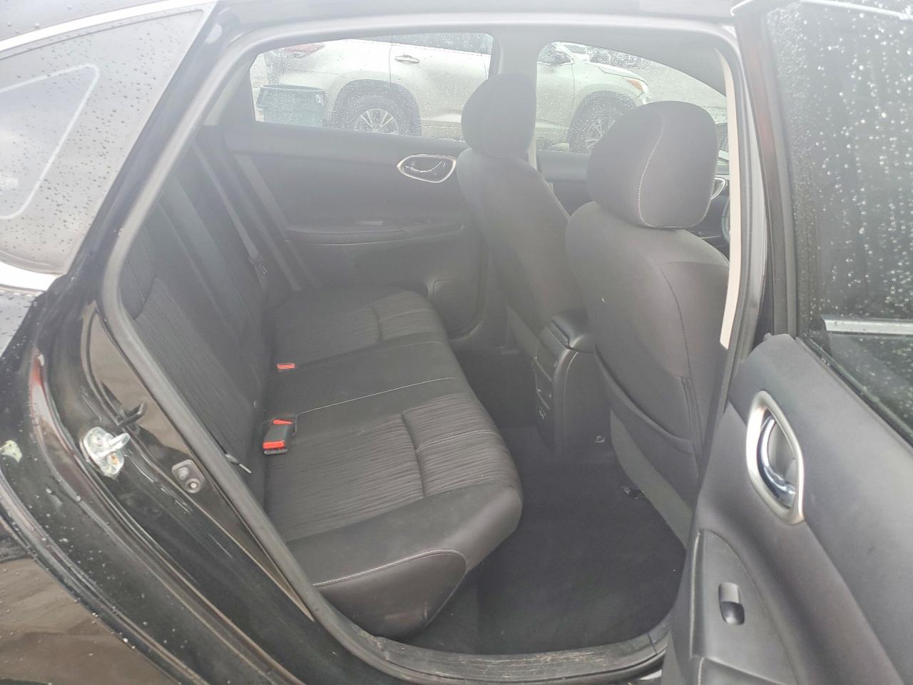 2018 NISSAN SENTRA S photo 10