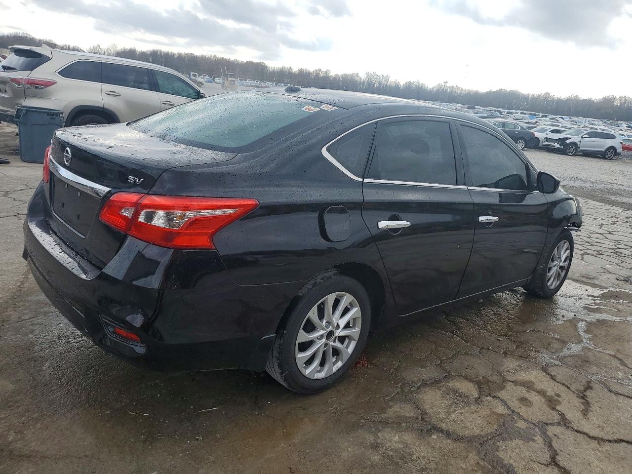 2018 NISSAN SENTRA S photo 3