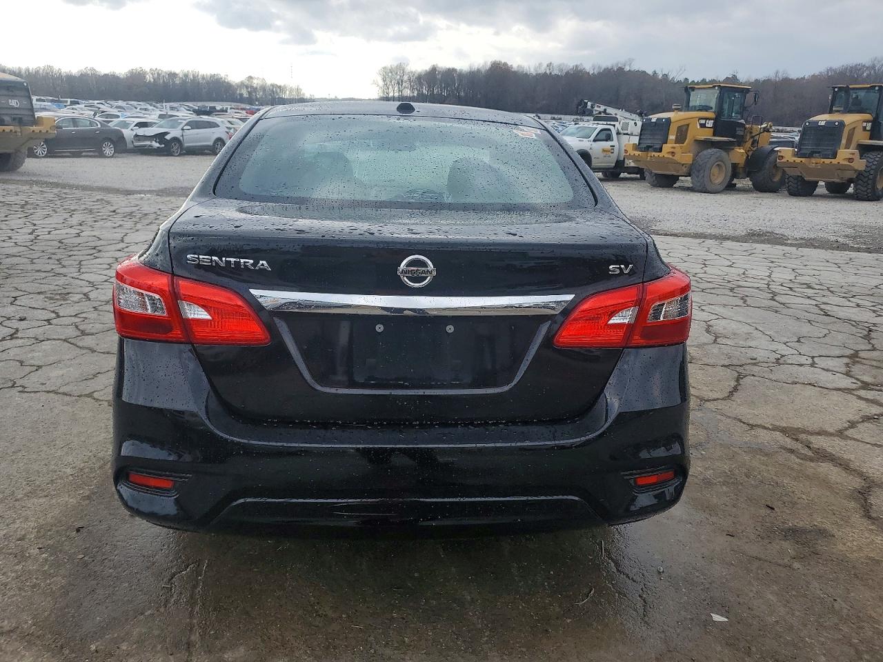 2018 NISSAN SENTRA S photo 6