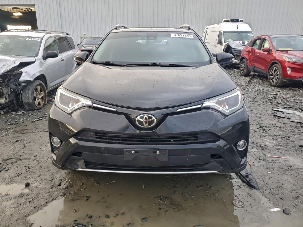 2016 TOYOTA RAV4 HV XLE photo 5