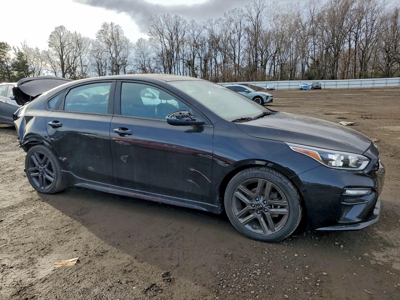 2021 KIA FORTE GT LINE photo 4