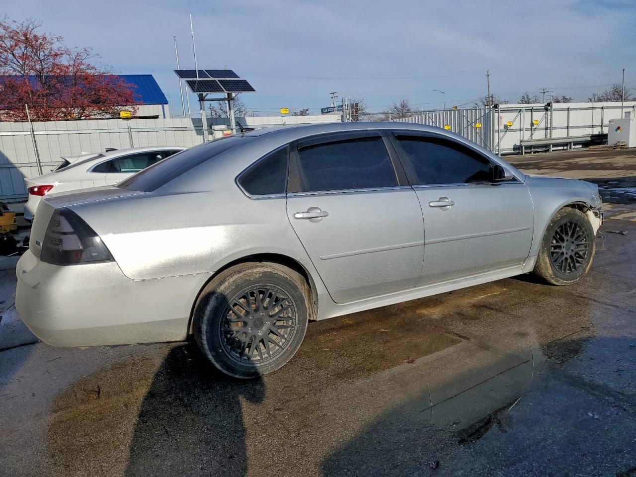 2011 CHEVROLET IMPALA LT photo 3