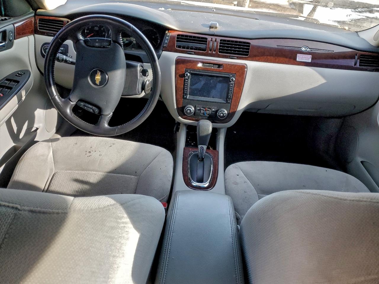2011 CHEVROLET IMPALA LT photo 8