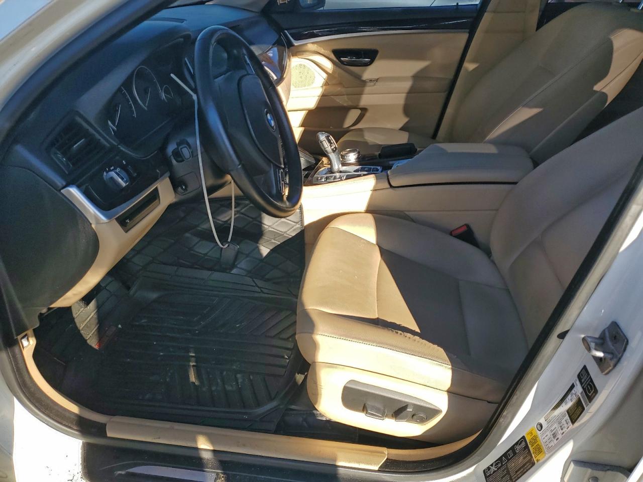 2014 BMW 528 XI photo 7